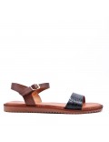 Flat sandals in a material mix for women