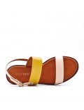 Flat sandals in a material mix for women