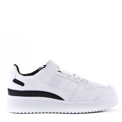 Women's faux leather sneaker