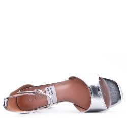 Sandale avec plateforme