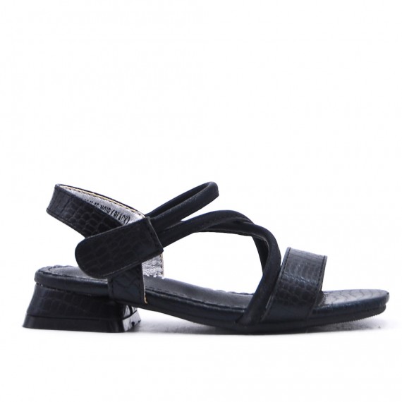 Girl's faux leather sandal