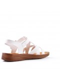 Flat sandals in faux leather for women