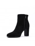 Ankle boot in faux suede