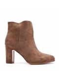 Ankle boot in faux suede