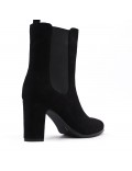 Ankle boot in faux suede