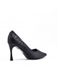 Leatherette pump with heels