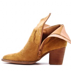 Botte en simili daim