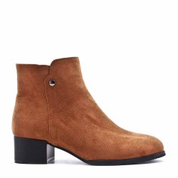 Ankle boot in faux suede