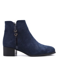 Ankle boot in faux suede