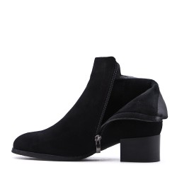 Ankle boot in faux suede