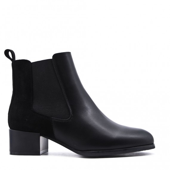 Faux leather ankle boot