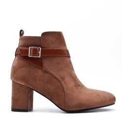 Ankle boot in faux suede