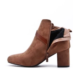 Ankle boot in faux suede