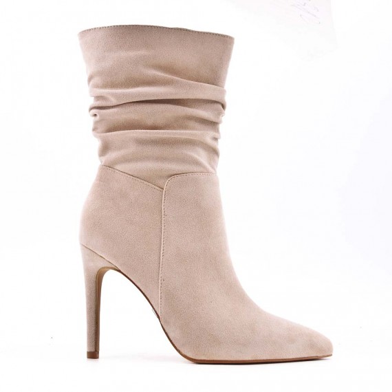 Ankle boot in faux suede