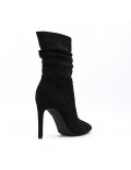 Ankle boot in faux suede