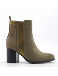 Ankle boot in faux suede