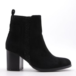 Ankle boot in faux suede