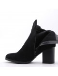 Ankle boot in faux suede