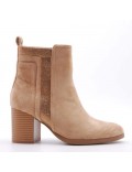 Ankle boot in faux suede