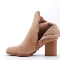 Ankle boot in faux suede