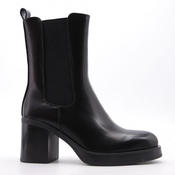 Faux leather ankle boot