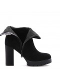 Faux leather ankle boot