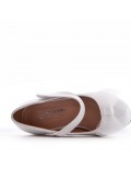 Girl's heeled pump