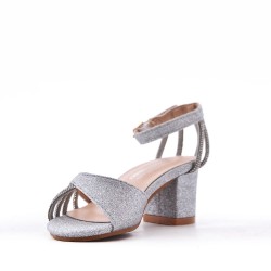Sandal girl with small heel