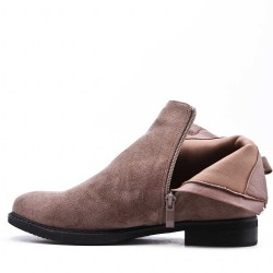 Ankle boot in faux suede