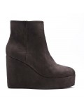 Ankle boot in faux suede