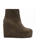 Ankle boot in faux suede