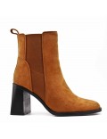 Ankle boot in faux suede