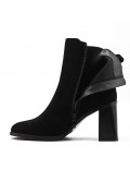 Ankle boot in faux suede