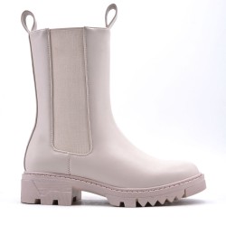 Ankle boot in a mix of materials 