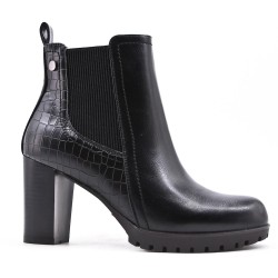 Faux leather ankle boot