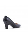 Leatherette pump with heels