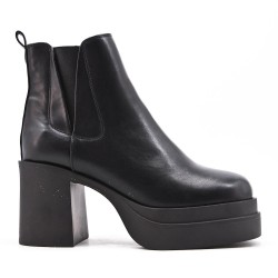 Faux leather ankle boot