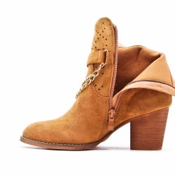 Ankle boot in faux suede