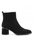 Ankle boot in a mix of materials for autumn and winter