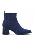 Ankle boot in a mix of materials for autumn and winter