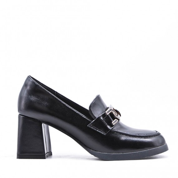 Women's mocassin in faux leather