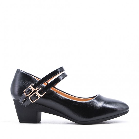 Leatherette pump with heels