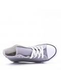 Canvas tennis shoes