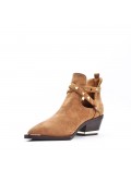 Ankle boot in a mix of materials 