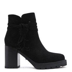 Ankle boot in faux suede