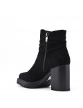 Ankle boot in faux suede