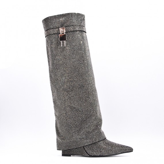 Ankle boot in a mix of materials 
