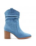 Ankle boot in faux suede