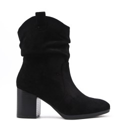 Ankle boot in faux suede