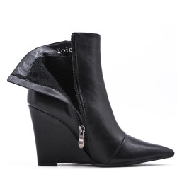 Faux leather ankle boot